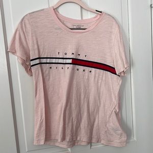 Pink Tommy Hilfiger T-shirt